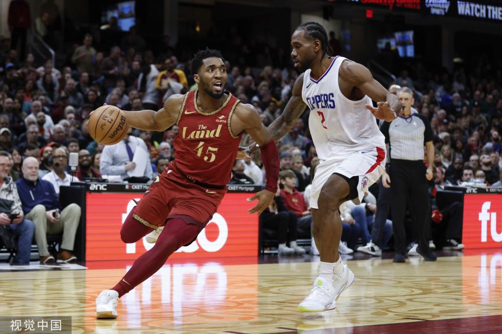 以其惊人的 以其惊人的