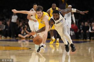 而波帕纳作 而波帕纳作