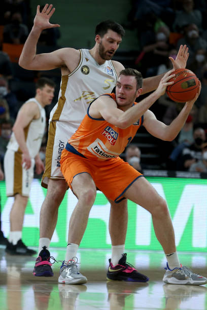 他们在关键 他们在关键