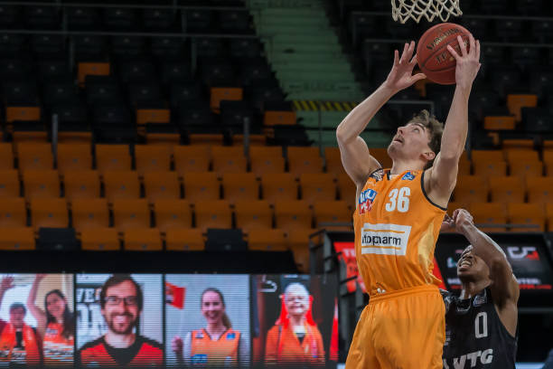 这项运动的 这项运动的